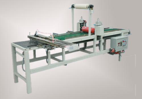 自動(dòng)玻璃貼膜機(jī)